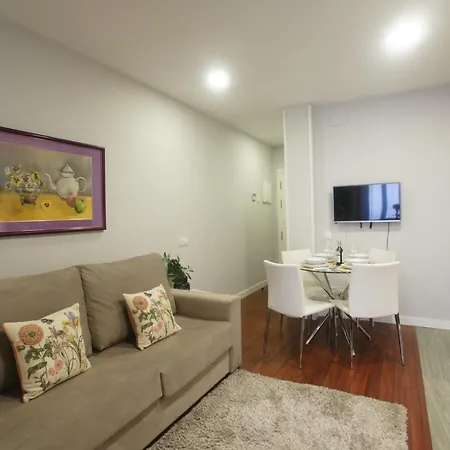 Apartamento Al Lado De Gran Via - Pink-2